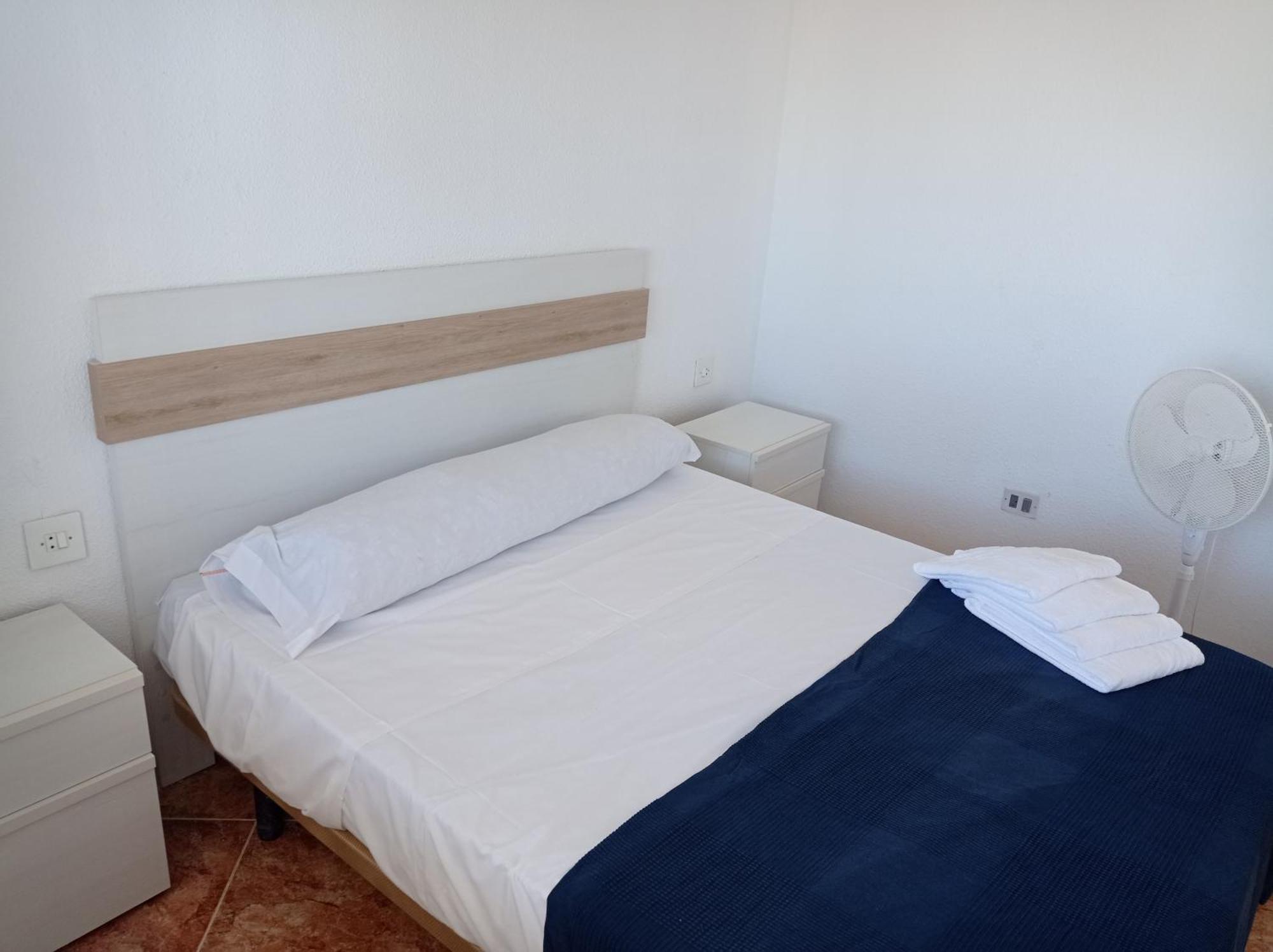 Apartamentos Bonaire 1ª Linea Wifi Solo Familias Serviplaya Gandía Pokoj fotografie